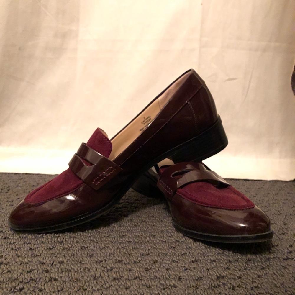 Maroon Oxford Loafer
